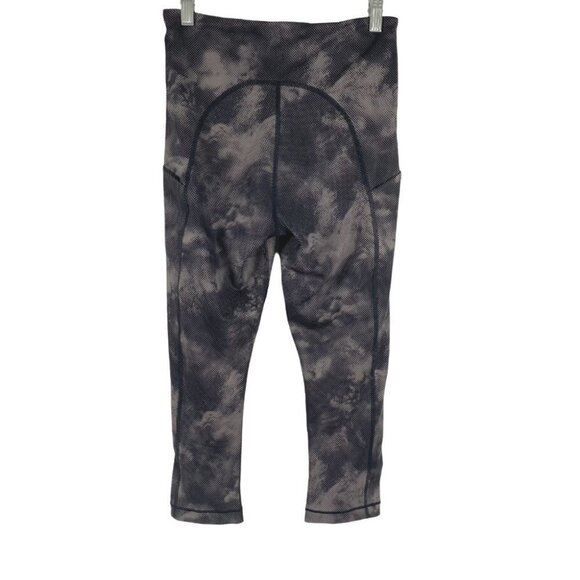 Athleta Ultimate Stash Pocket Printed Capri Leggings Women's Small - Picture 6 of 11